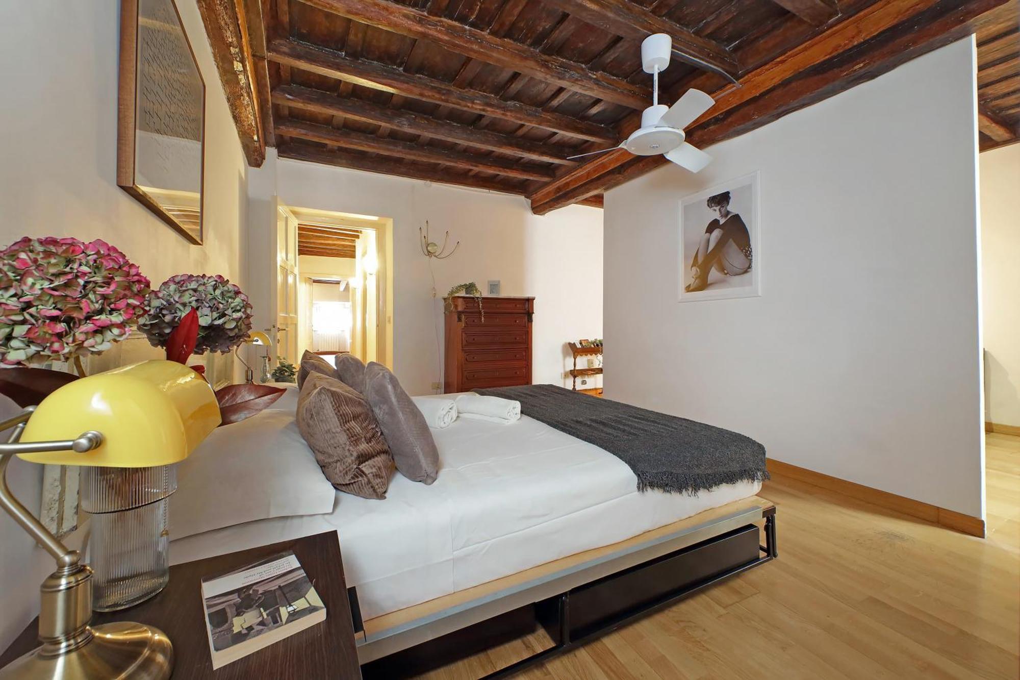 Apartment Cozy Rione Monti Rom